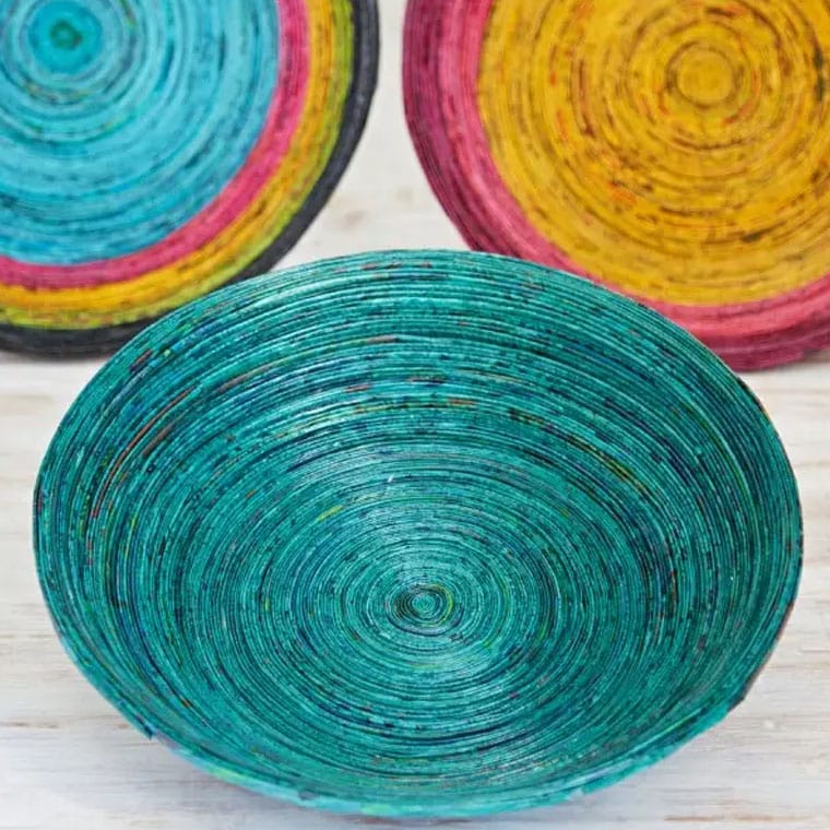 Newspaper Round Bowl XL