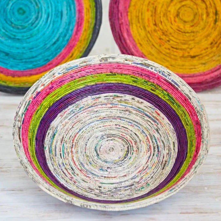 Newspaper Round Bowl XL