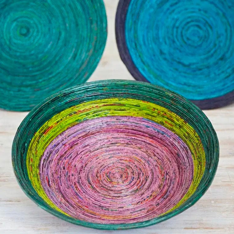 Newspaper Round Bowl XL