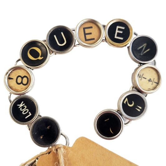 QUEEN and LAUGH are back!