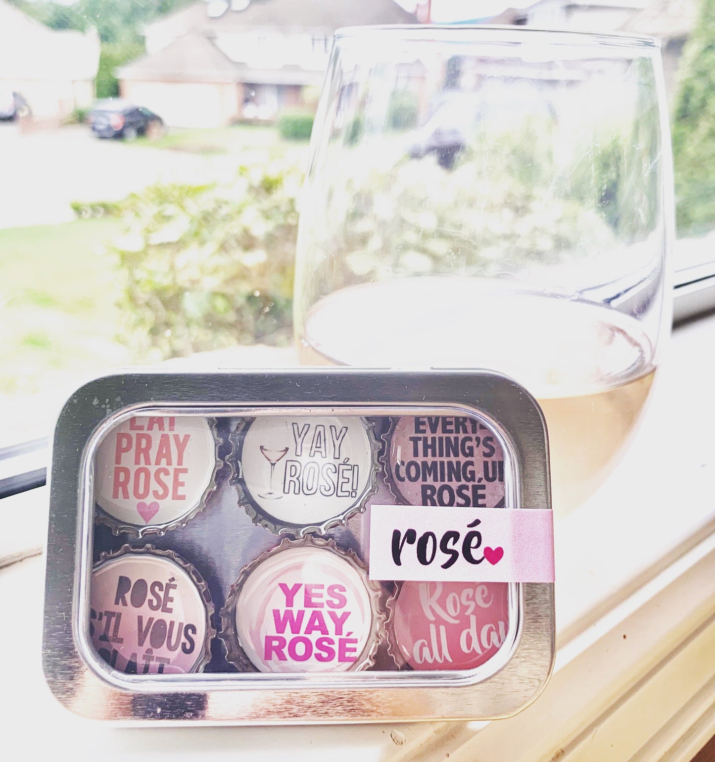 Bottle Cap Magnets - Rosé